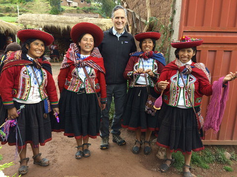 Maza With a community of weavers in the Peruvian Andes Maza With a community of weavers in the Peruvian Andes